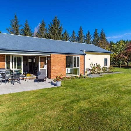 The Meadows Villa Christchurch Eksteriør bilde