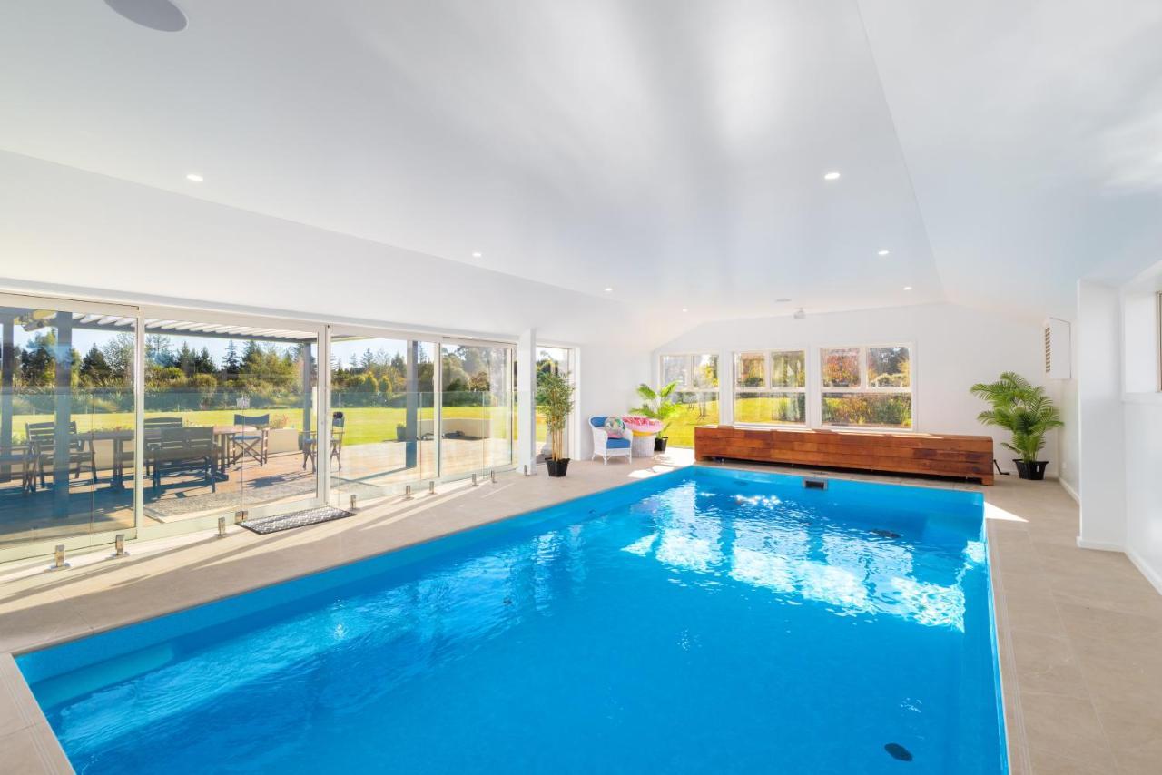The Meadows Villa Christchurch Eksteriør bilde