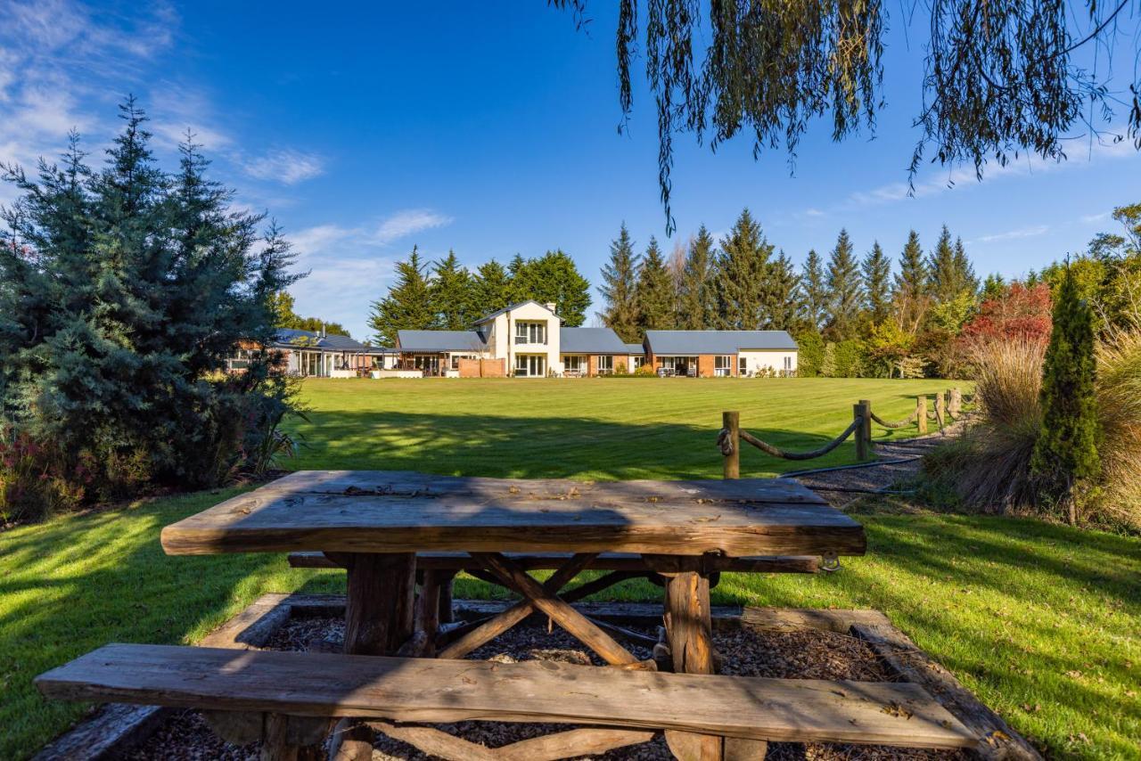 The Meadows Villa Christchurch Eksteriør bilde